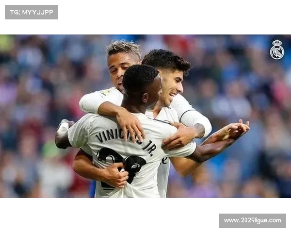 “维尼修斯离队传闻发酵,曼城切尔西虎视皇马巴西帮解体” “维尼修斯离队传闻发酵,曼城切尔西虎视皇马巴西帮解体”